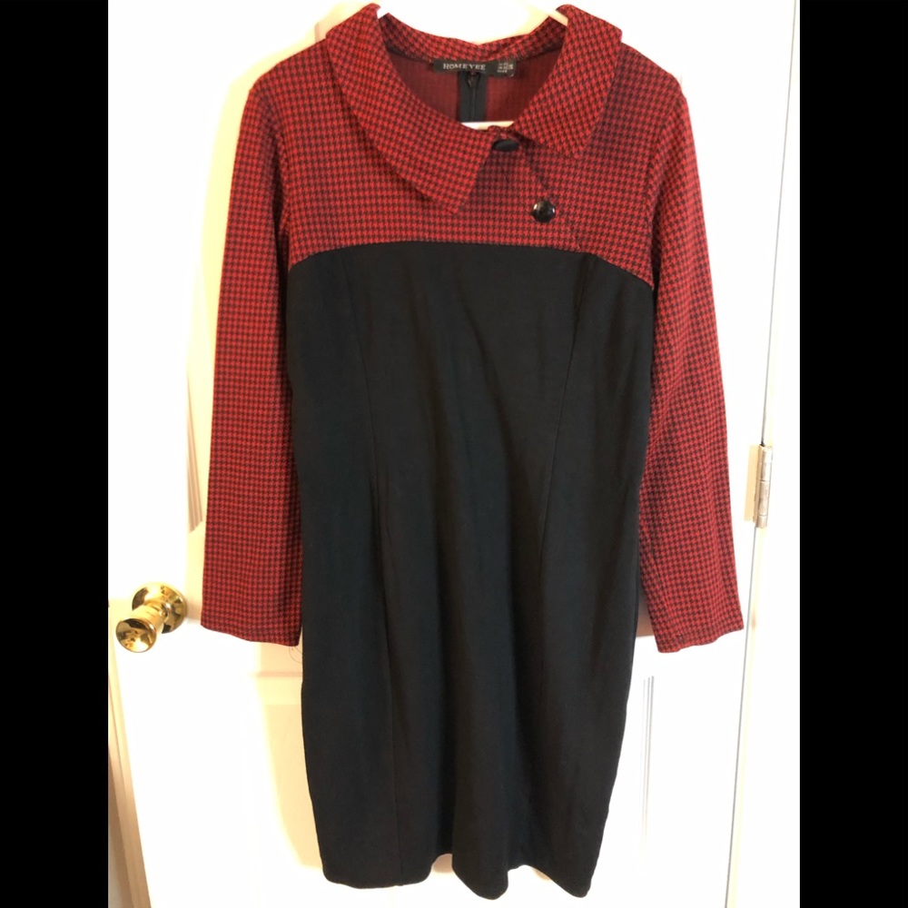 Homeyee Women’s Dress, collared neckline, black/red checkered top 1/2, size 2XL